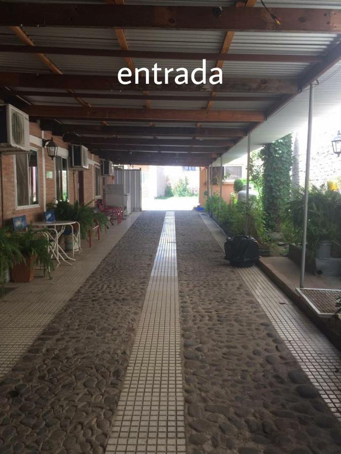 Complejo Navi Pensión Mina Clavero